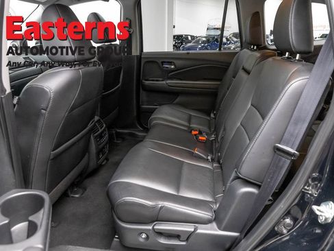 Used 2021 Honda Pilot Touring image 23