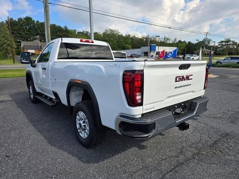 New 2025 GMC Sierra 3500 Pro w/ Convenience Package image 3