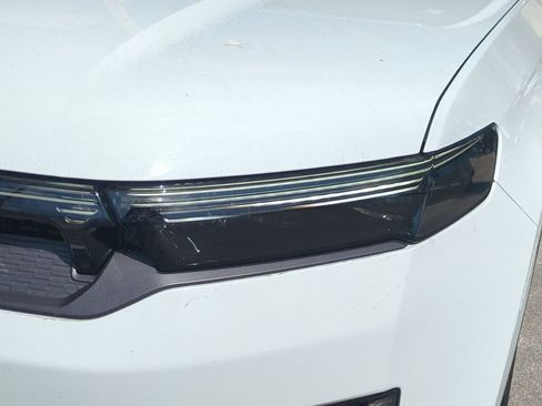 New 2026 Jeep Grand Wagoneer Limited image 10