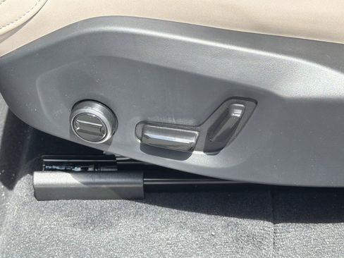 New 2026 Volvo XC90 B6 Plus AWD/4WD image 14