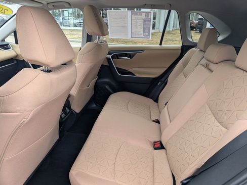 Used 2023 Toyota RAV4 XLE w/ Convenience Package image 21