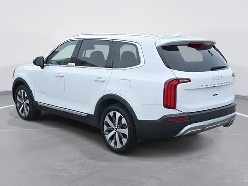 Used 2022 Kia Telluride EX w/ EX Premium Package image 7