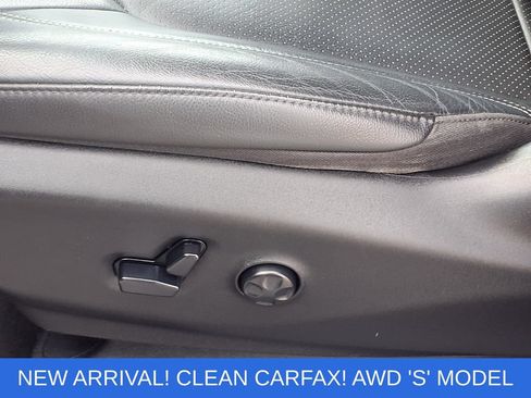 Used 2020 Chrysler Pacifica Touring-L w/ Advanced Safetytec Group AWD/4WD image 4