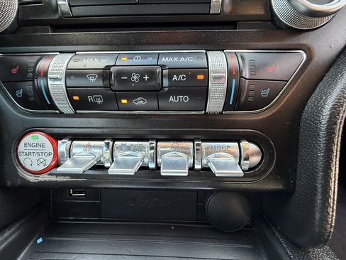 Used 2015 Ford Mustang GT Premium image 17