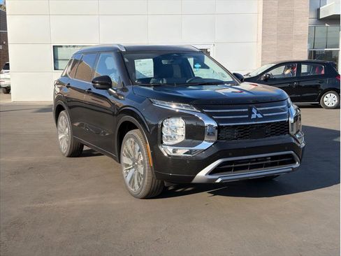 New 2026 Mitsubishi Outlander SEL Black Edition image 3