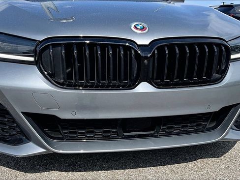 Used 2023 BMW M550i xDrive w/ Executive Package AWD/4WD image 38