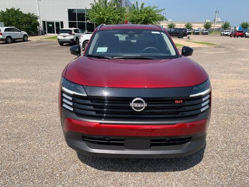 New 2026 Nissan Kicks SR FWD image 3