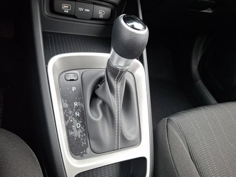 New 2026 Hyundai Venue SE image 17