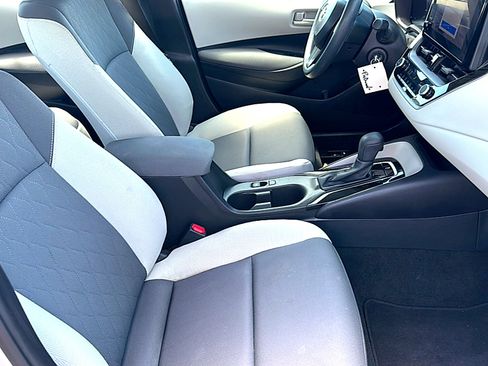 Used 2024 Toyota Corolla LE FWD image 22