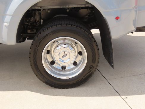 Used 2026 Ford F450 Platinum w/ Platinum Plus Package AWD/4WD image 17