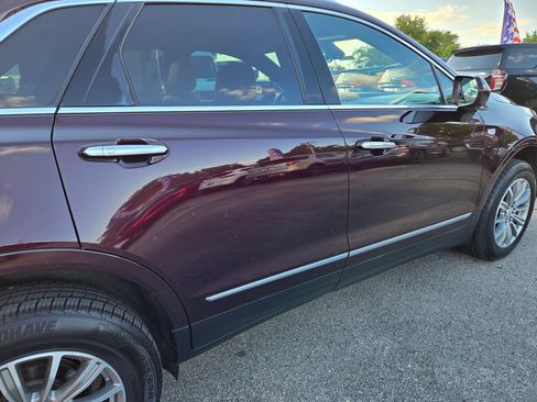 Used 2017 Cadillac XT5 Luxury image 12