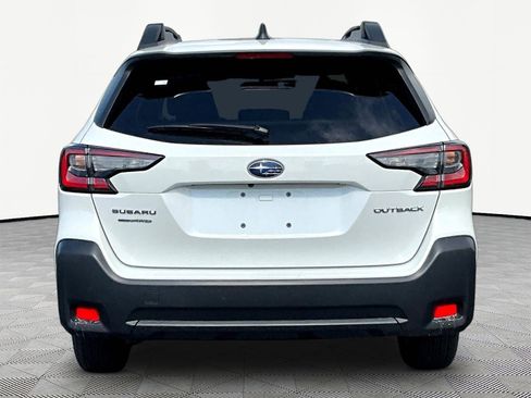 Used 2024 Subaru Outback Premium AWD/4WD image 5