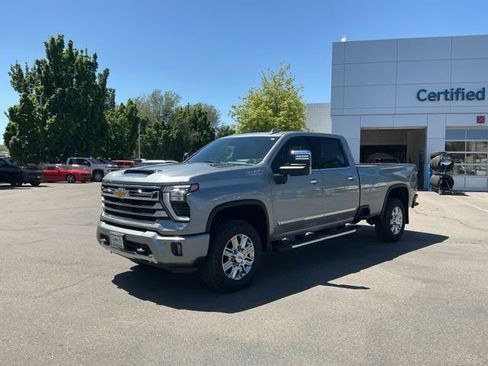 New 2026 Chevrolet Silverado 3500 High Country w/ High Country Premium Package AWD/4WD image 8