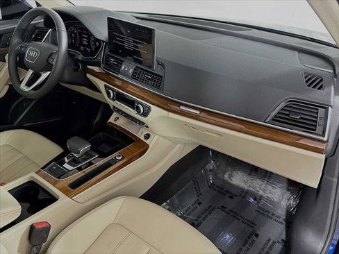 Certified 2025 Audi Q5 Premium Plus w/ Premium Plus Package image 28