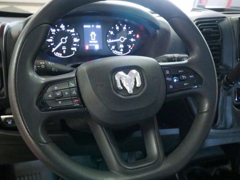Used 2025 RAM ProMaster 2500 w/ Convenience Group FWD image 16