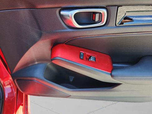 Used 2022 Honda Civic Touring image 23