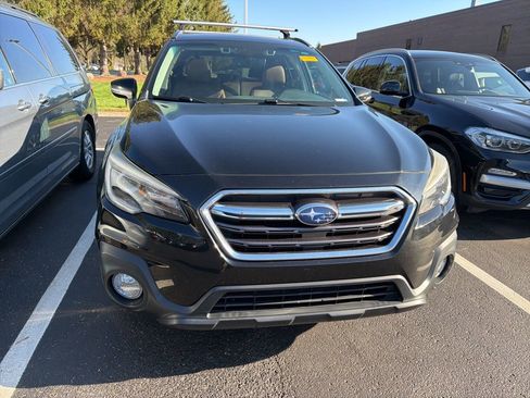 Used 2018 Subaru Outback 2.5i Touring image 5