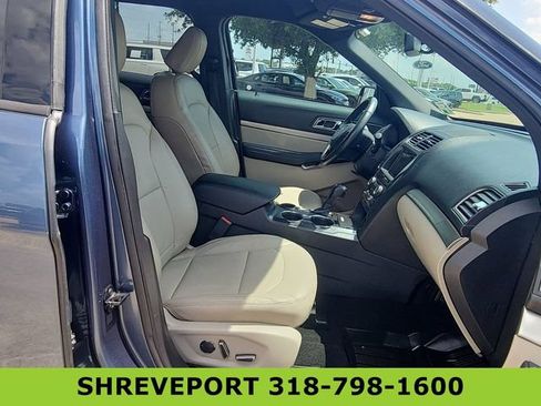 Used 2018 Ford Explorer XLT w/ Equipment Group 202A FWD image 28