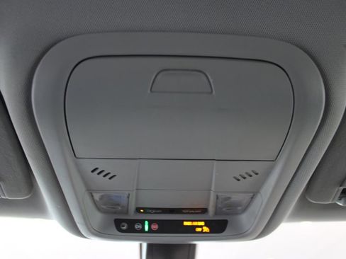 Used 2020 Chevrolet Blazer LT w/ LPO, Floor Liner Package FWD image 34