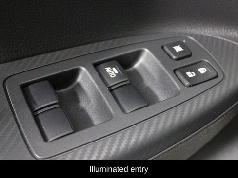 Used 2025 Mitsubishi Eclipse Cross SE image 17