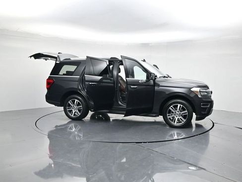 Used 2024 Ford Expedition Limited image 52