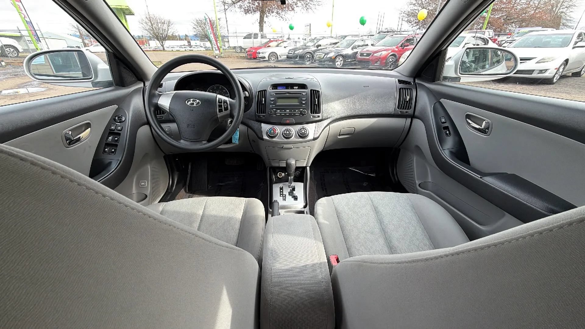Used 2010 Hyundai Elantra GLS FWD image 11