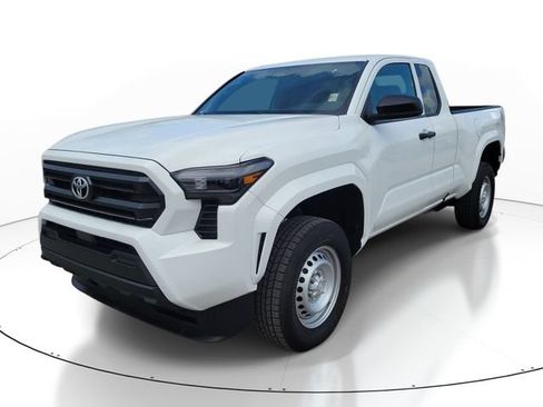 Used 2024 Toyota Tacoma SR RWD image 4