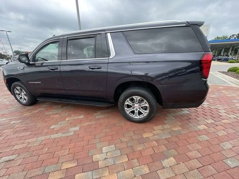 Used 2023 GMC Yukon XL SLE RWD image 28