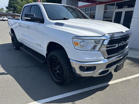 Used 2019 RAM 1500 Big Horn AWD/4WD image 2