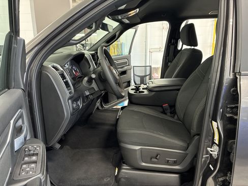 Used 2025 RAM 2500 Big Horn AWD/4WD image 14