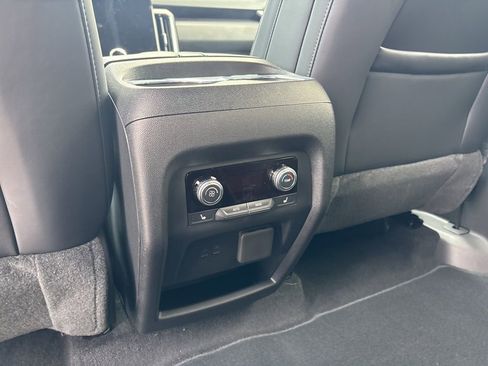 New 2026 GMC Acadia Elevation w/ Black Edition AWD/4WD image 27