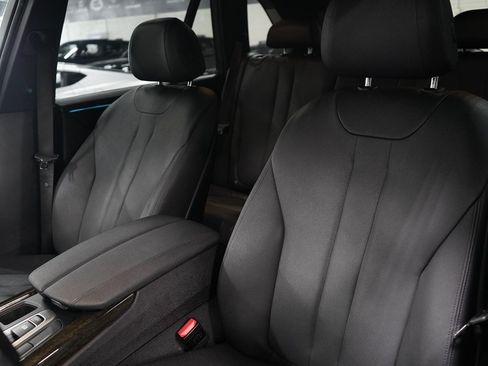 Used 2018 BMW X5 sDrive35i RWD image 12