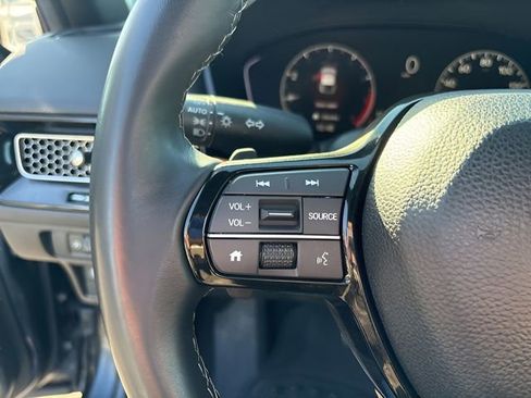 Used 2025 Honda Civic Sport image 19