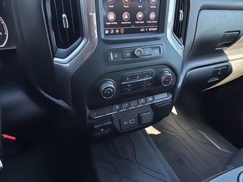 Used 2023 Chevrolet Silverado 2500 Custom w/ Custom Value Package image 14