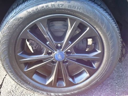 Used 2019 Ford Escape SEL AWD/4WD image 47
