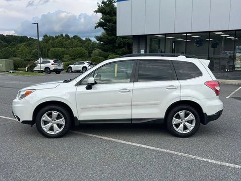 Used 2016 Subaru Forester 2.5i Limited AWD/4WD image 3