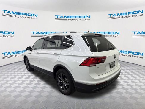 Used 2023 Volkswagen Tiguan SE image 3