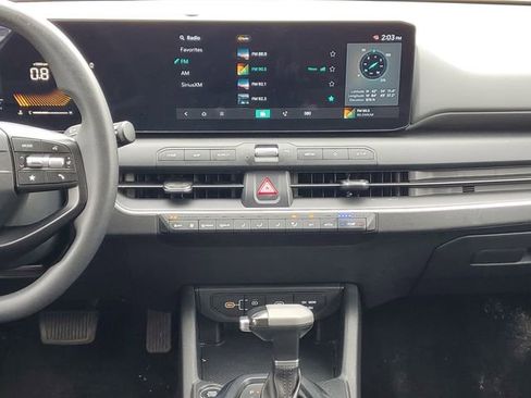 Used 2025 Kia K4 FWD image 29