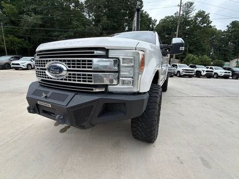 Used 2017 Ford F250 Platinum w/ Platinum Ultimate Package AWD/4WD image 22