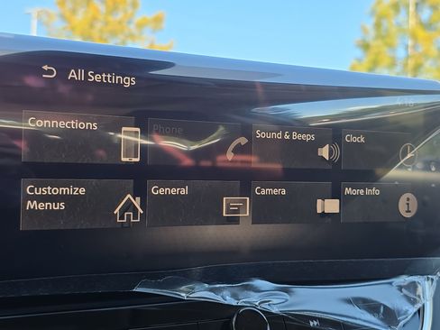 New 2025 Nissan Altima 2.5 SR w/ SR Premium Package image 20