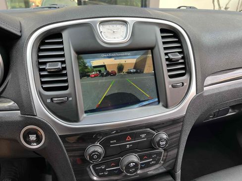 Used 2019 Chrysler 300 Touring w/ Sport Appearance Package RWD image 6