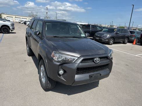 Used 2015 Toyota 4Runner SR5 image 24