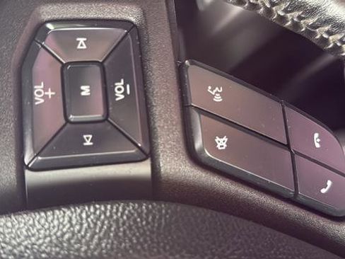 Used 2019 Ford F150 XLT w/ Equipment Group 302A Luxury AWD/4WD image 16