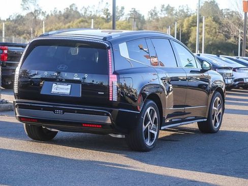 New 2026 Hyundai Ioniq 9 Calligraphy image 5