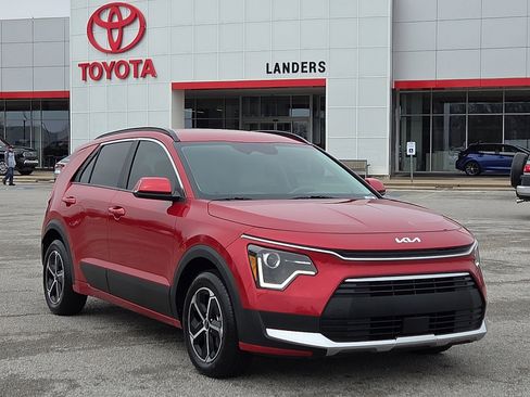 Used 2025 Kia Niro EX image 1