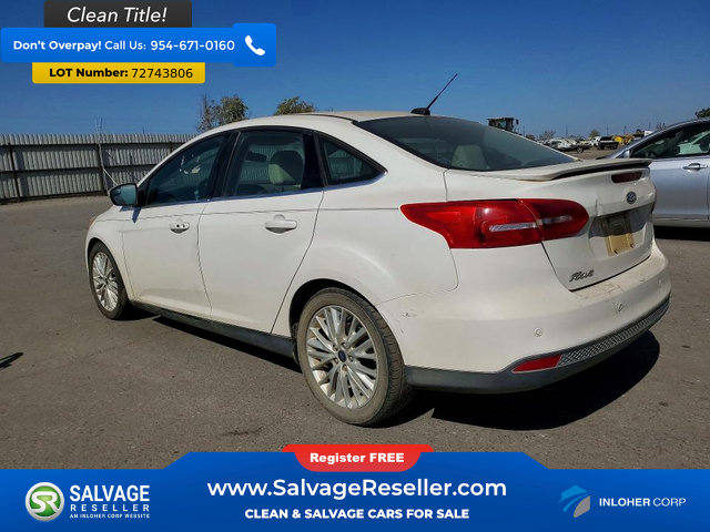 Used 2017 Ford Focus Titanium FWD image 3