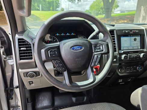 Used 2018 Ford F150 XLT RWD image 10