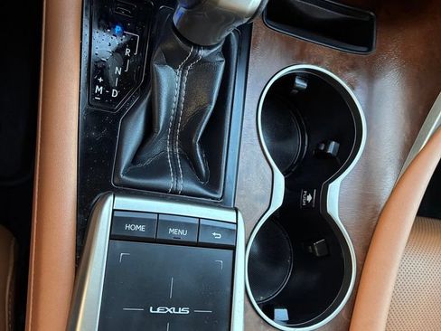 Used 2022 Lexus RX 350L Premium w/ Premium Package AWD/4WD image 31
