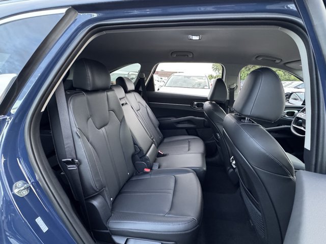 New 2026 Kia Sorento S FWD image 8