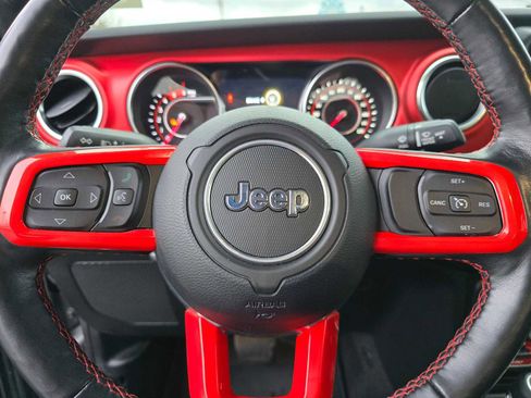 Used 2021 Jeep Gladiator Rubicon image 25